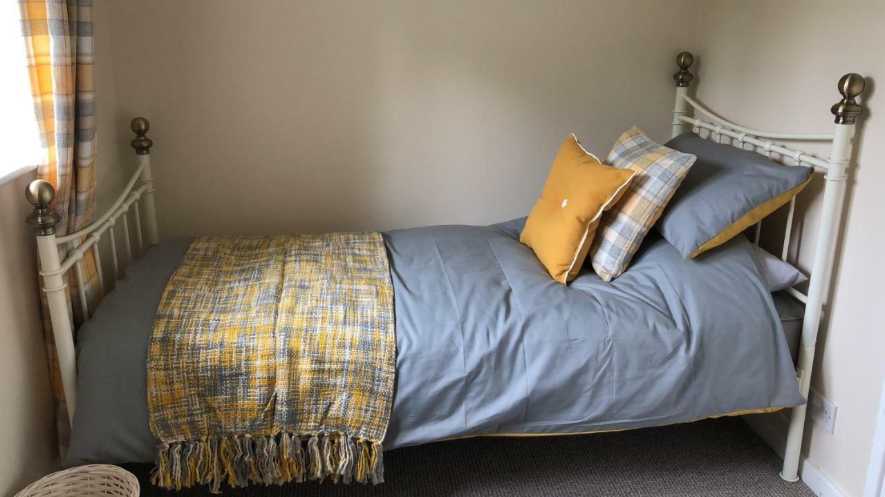 1 Silkin Serviced Accommodation Newton Aycliffe Exterior photo